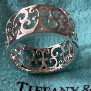 New Tiffany & co ring